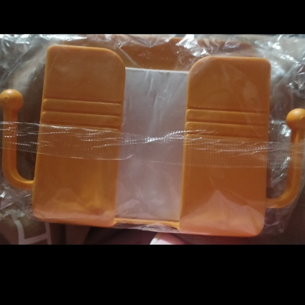 Cell phone storage box for the Wall.
